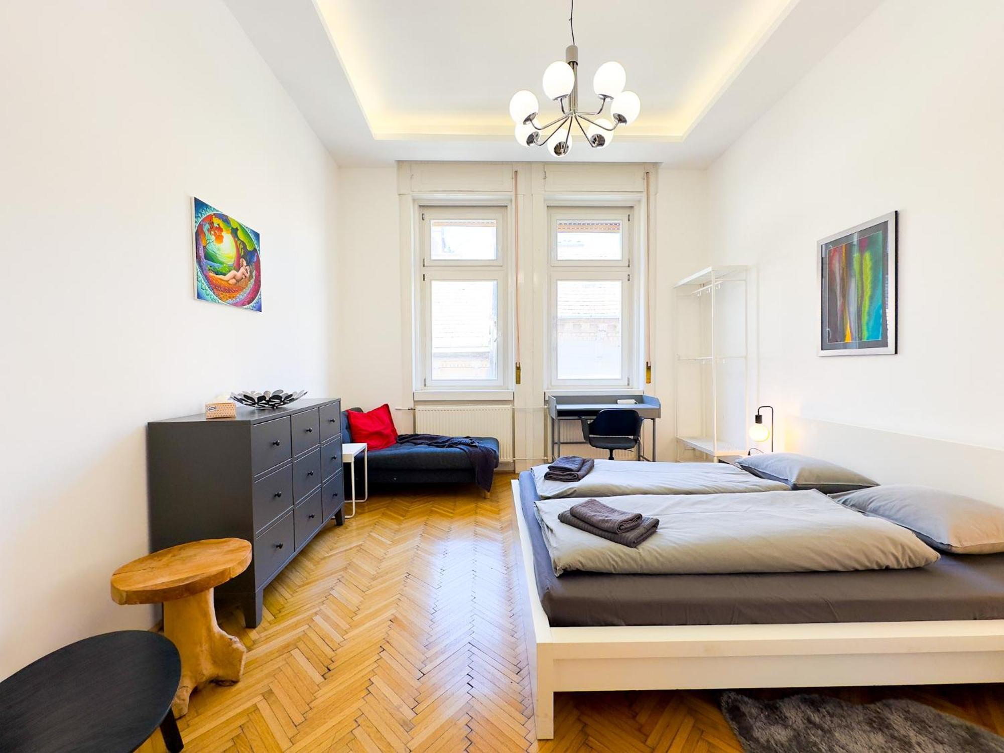 Spacious 4Br Oasis In Central Budapest - Bp Sky 外观 照片