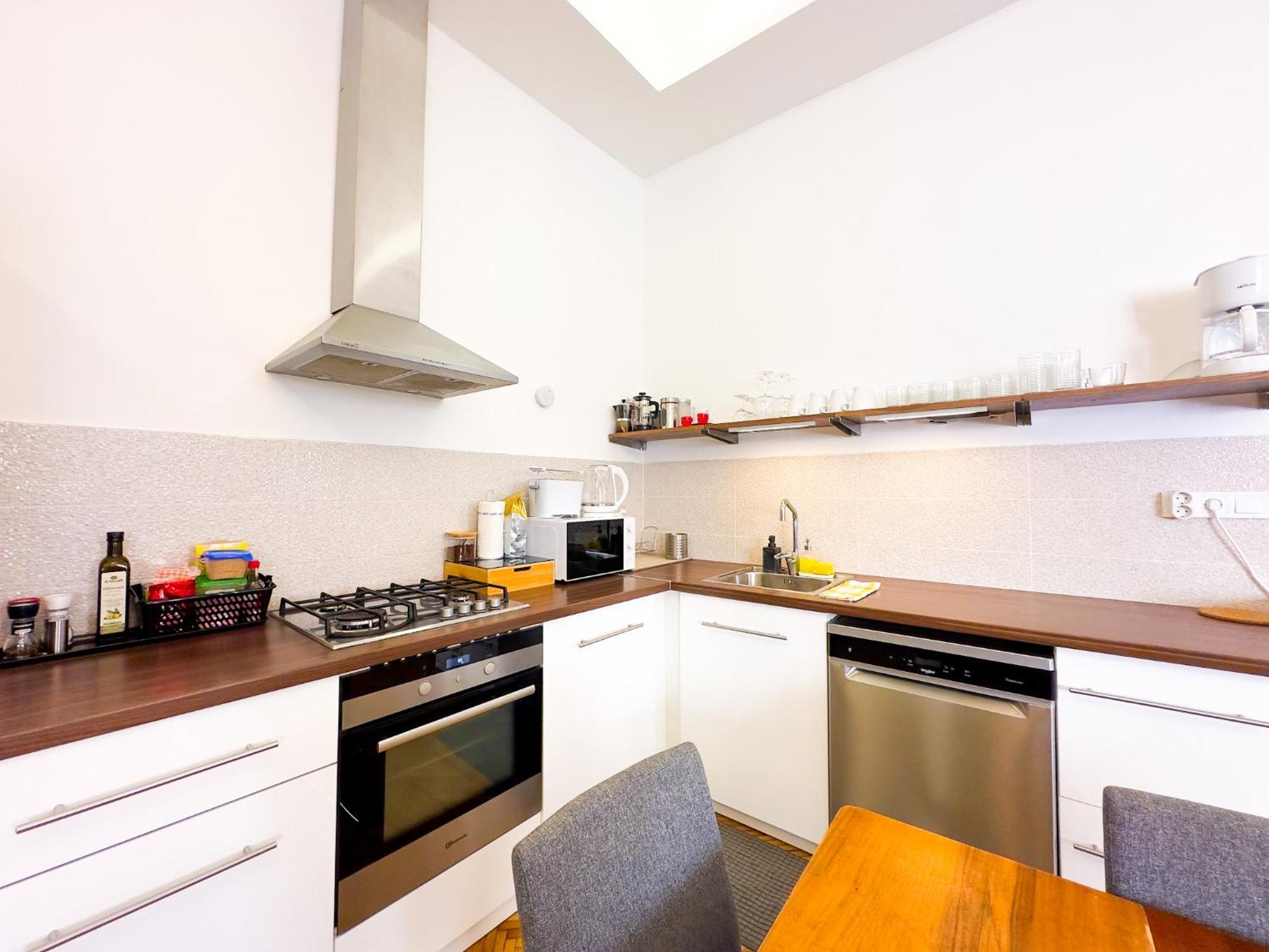 Spacious 4Br Oasis In Central Budapest - Bp Sky 外观 照片